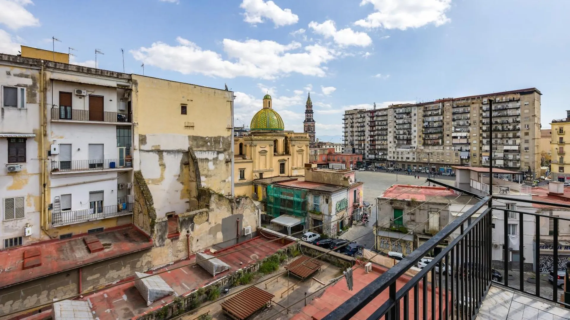 Revolutionary Apartment Near Duomo Station Neapel